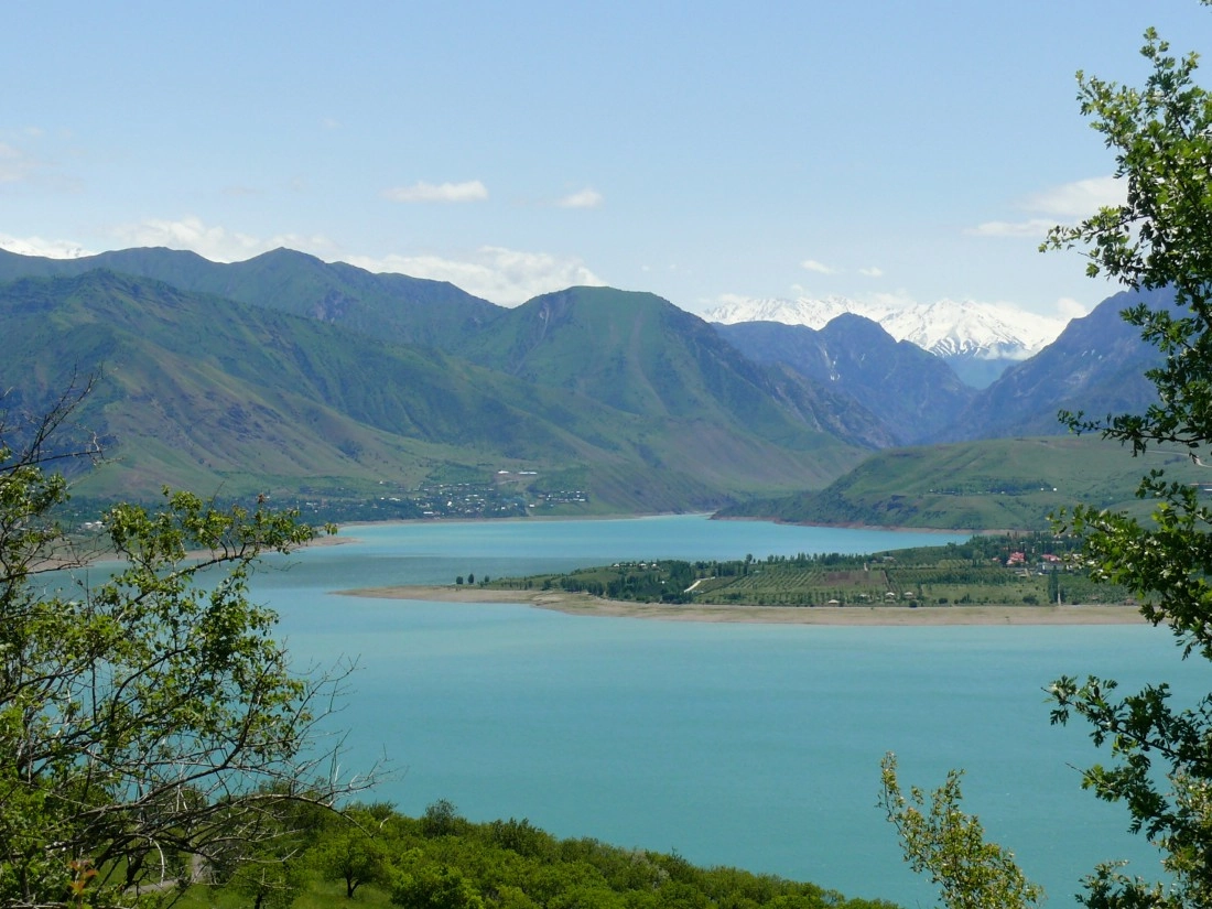 Charvak Reservoir and Western Tian Shan mountains on the Navruz tour route