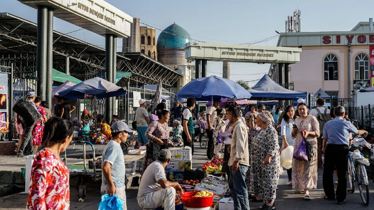 Entrance to Siyob Bazaar in Samarkand