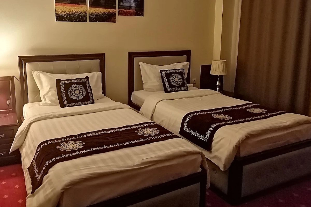 Zimmer mit zwei Einzelbetten — Shumon Hotel