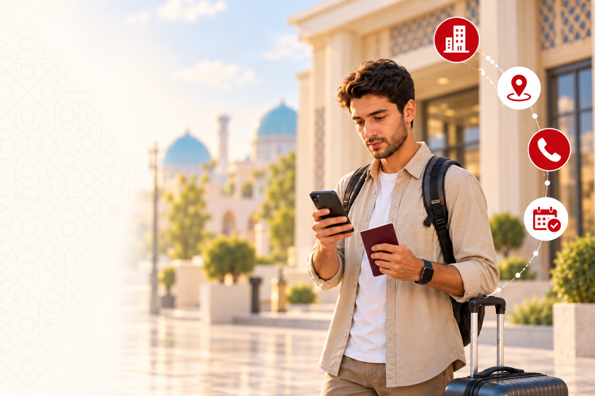Reisender mit Reisepass prüft eine Adresse am Smartphone