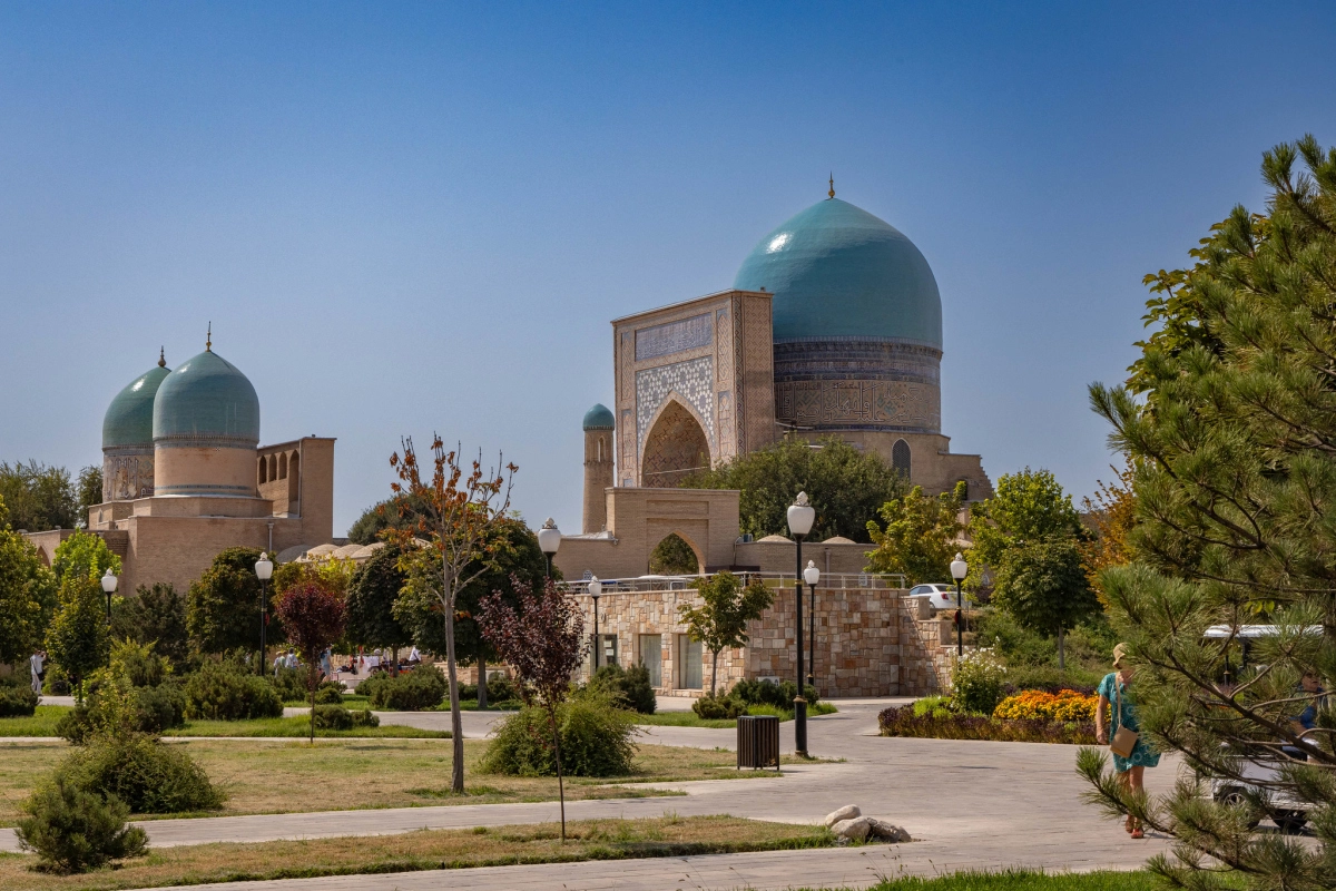 Dorut-Tilavat complex in Shahrisabz Dorut-Tilavat complex with blue domes in Shahrisabz