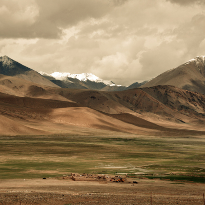 Pamir Highway Tour Douchanbé, vallée de Wakhan, Osh.