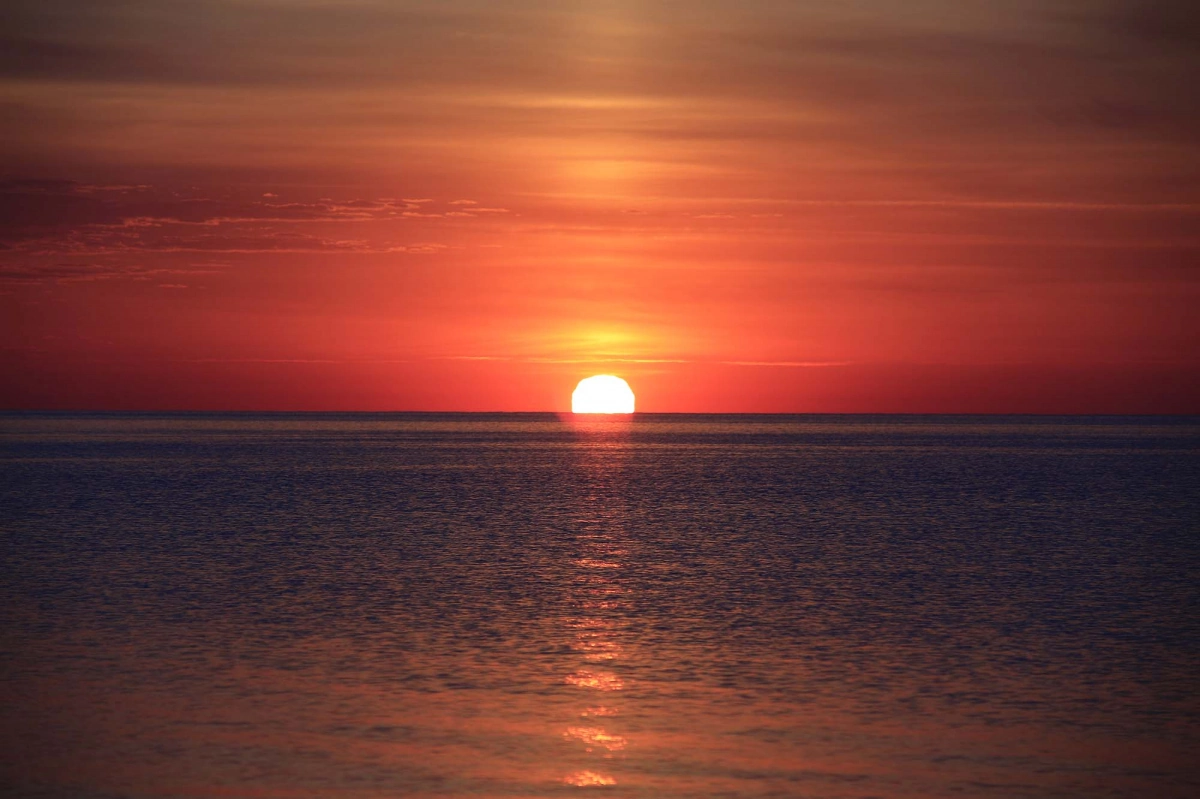 5-day Aral Sea and Khiva expedition: Nukus, Ustyurt Plateau, Muynak ship cemetery, yurt camp, Khiva UNESCO