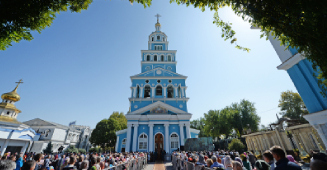 Тур в Узбекистану из Индии, путешествуя из Дели в Ташкент и обратно.