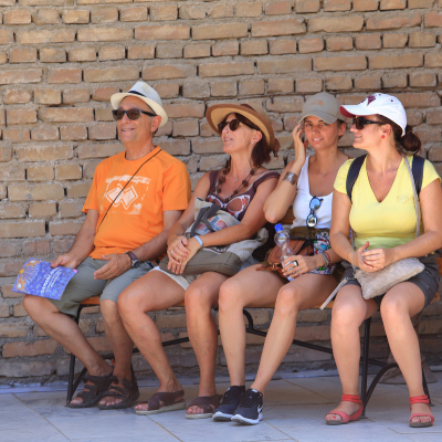 Öğrenciler ve gençler için Özbekistan'a gençlik turu.