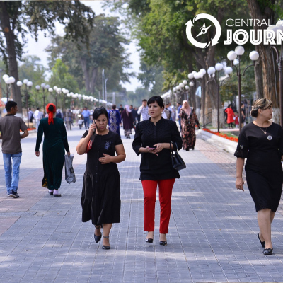 Visite de la vallée de Ferghana avec Andijan, Marguilan.